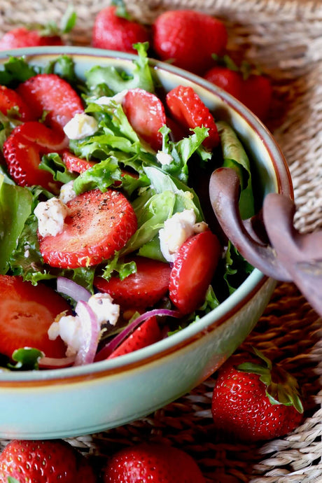 image of strawberry smoked salad